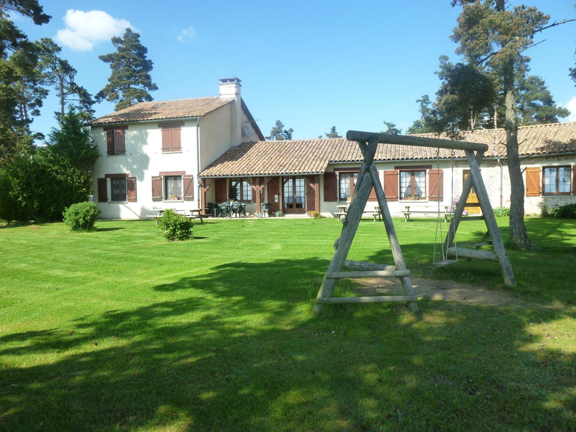 Auberge Les Volpilieres Ruynes-en-Margeride Exteriér fotografie