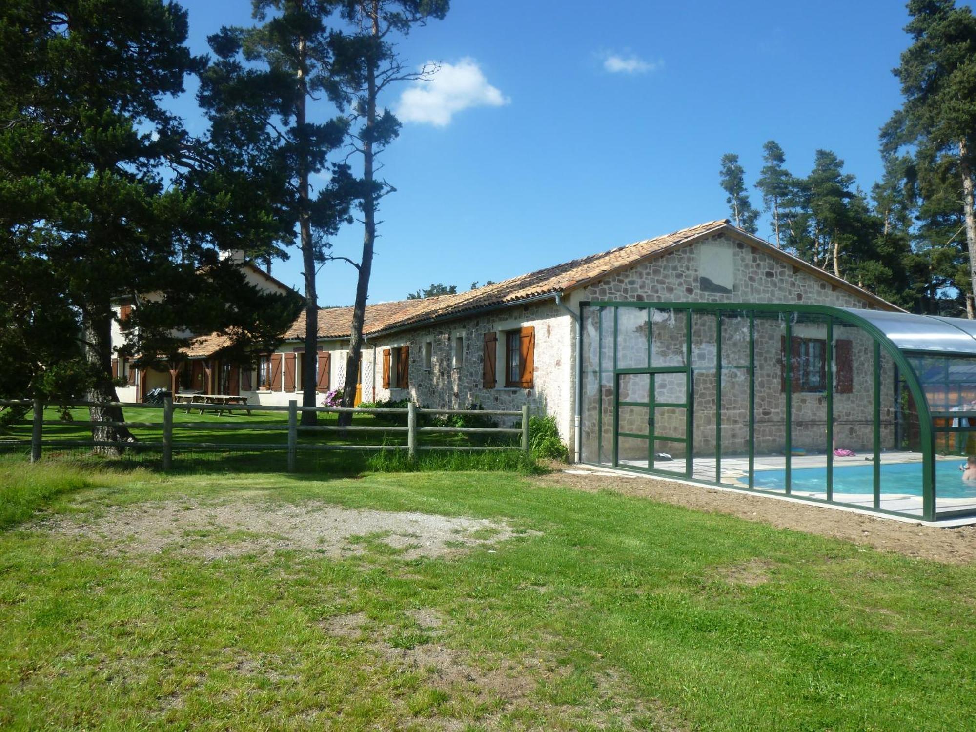 Auberge Les Volpilieres Ruynes-en-Margeride Exteriér fotografie